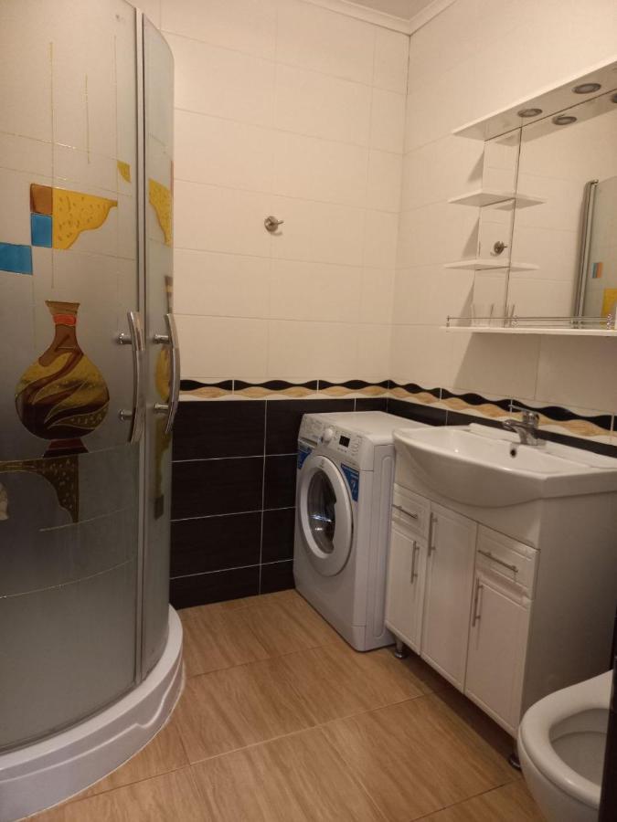 Дворівневі Апартаменти На Площі Ринок ลวีฟ ภายนอก รูปภาพ